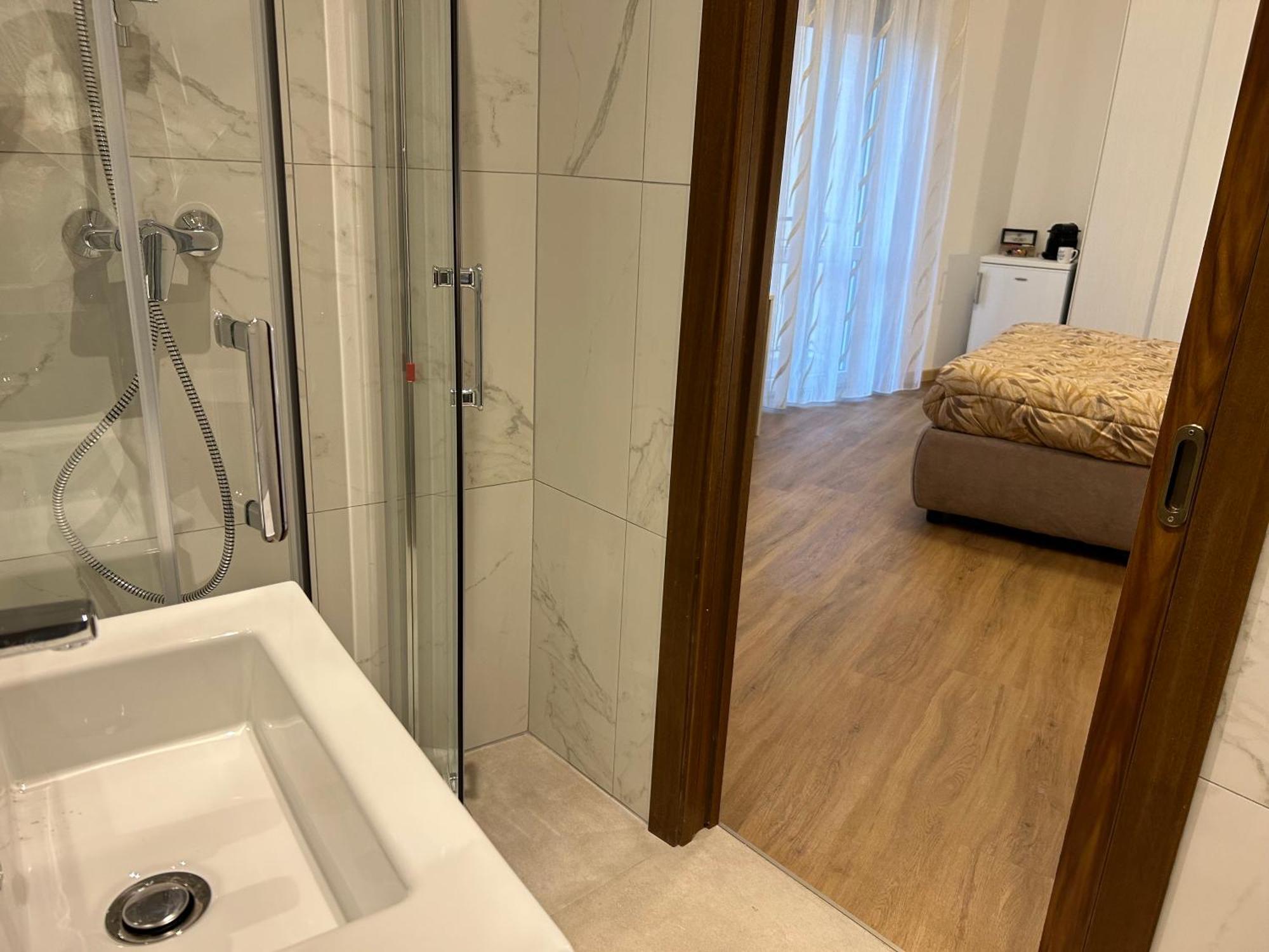 Valverde Apartment And Rooms Верона Экстерьер фото