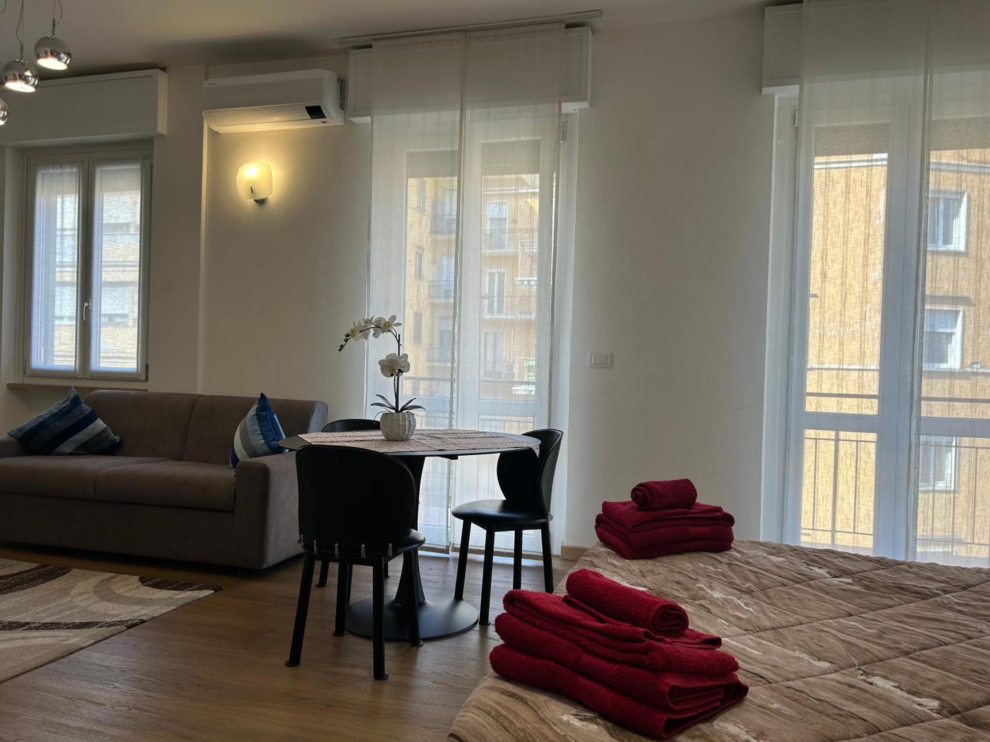 Valverde Apartment And Rooms Верона Экстерьер фото